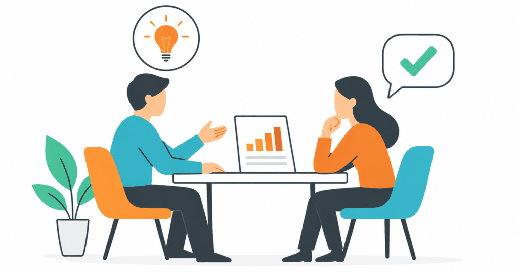 Dos personas conversando en una mesa de trabajo sobre una propuesta de mejora, con un foco de idea y una palomita de aprobacion